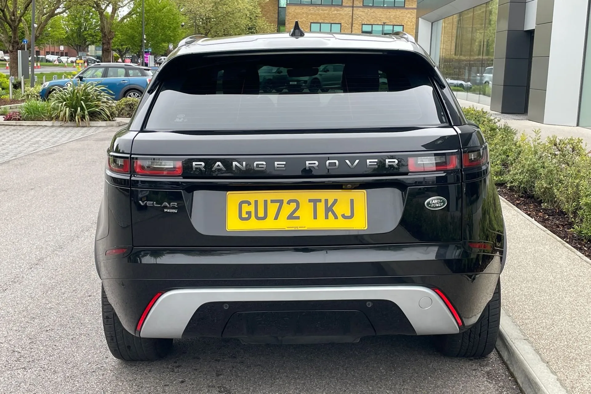 LAND ROVER RANGE ROVER VELAR thumbnail image number 11