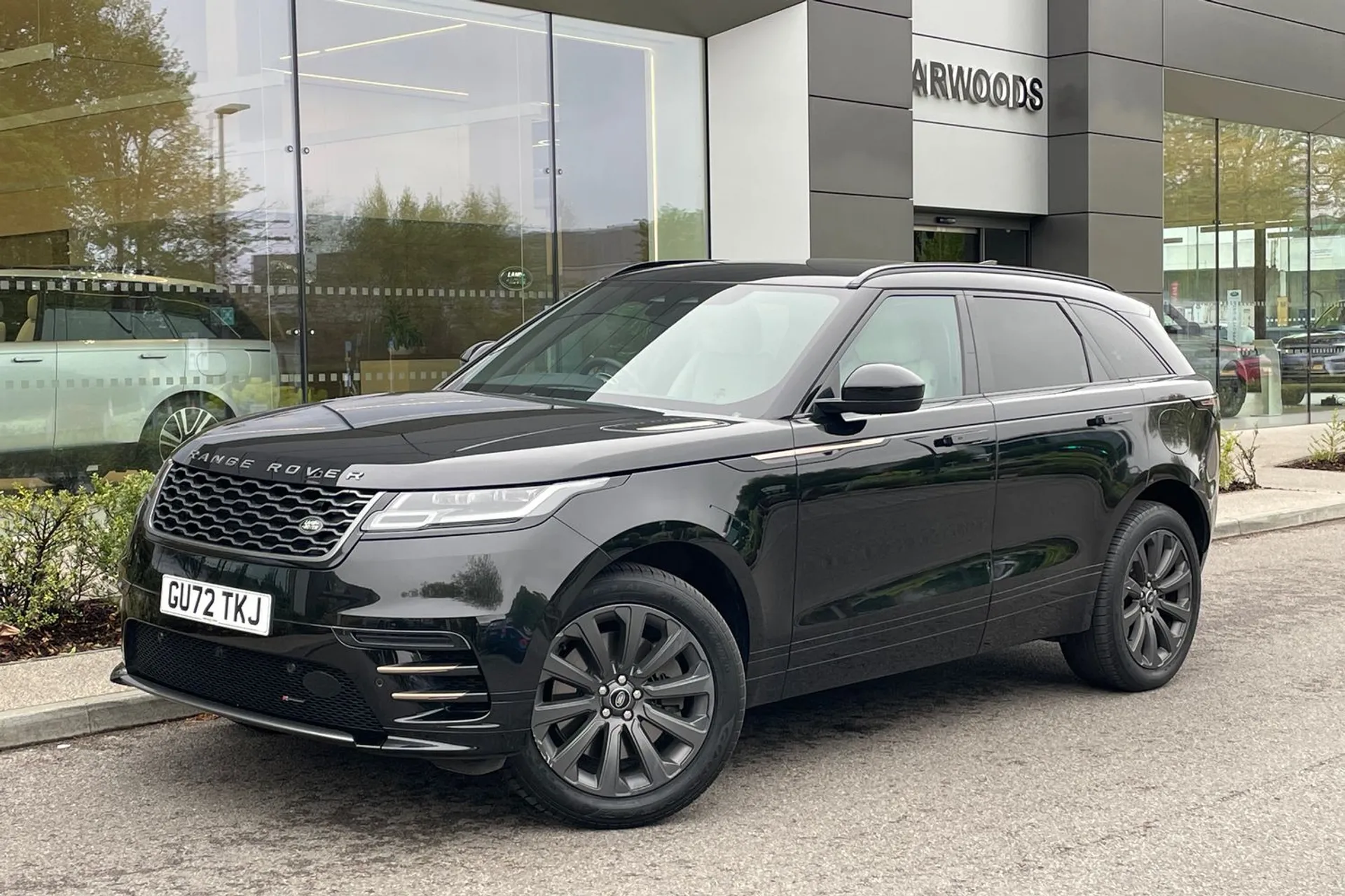 LAND ROVER RANGE ROVER VELAR thumbnail image number 13