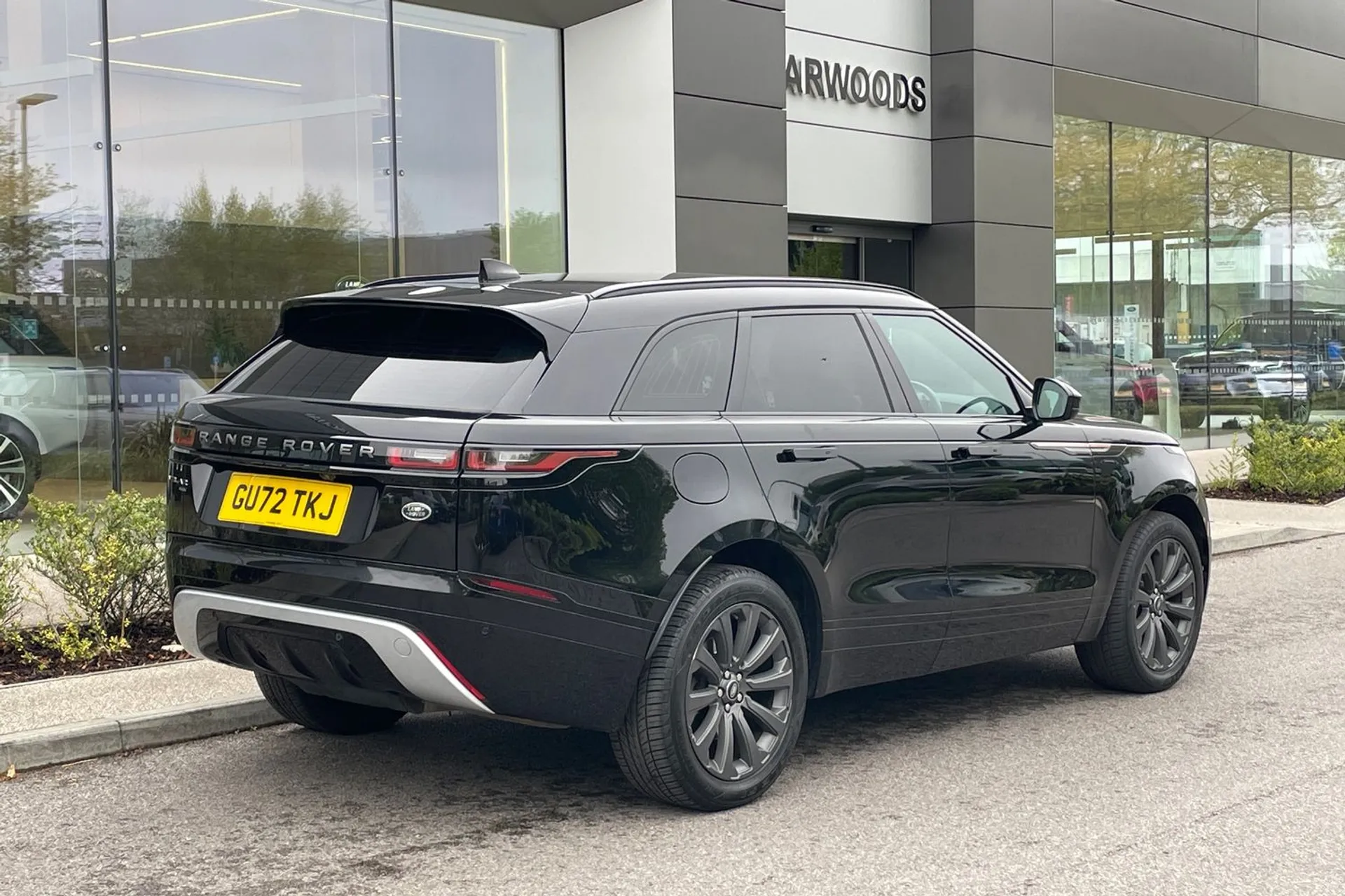 LAND ROVER RANGE ROVER VELAR thumbnail image number 12