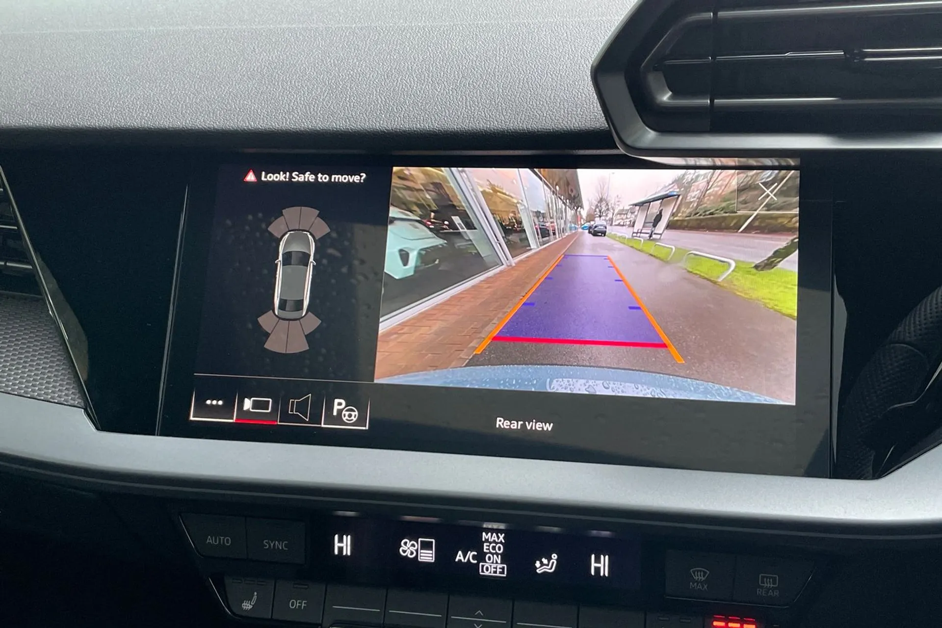 Audi RS3 thumbnail image number 37