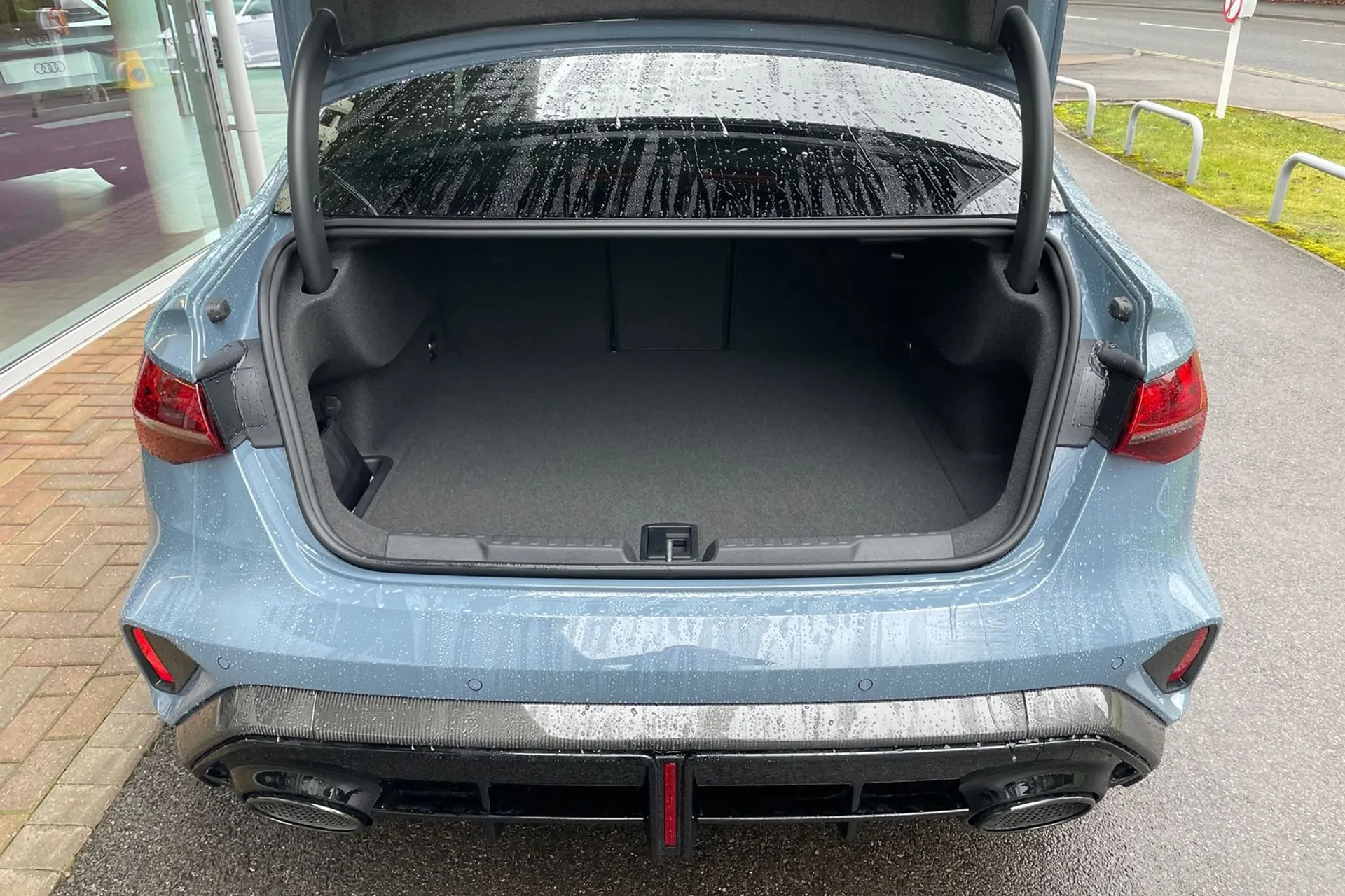 Audi RS3 thumbnail image number 18