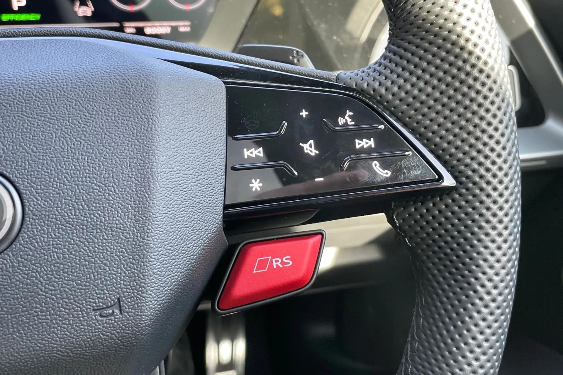 Audi RS3 thumbnail image number 36
