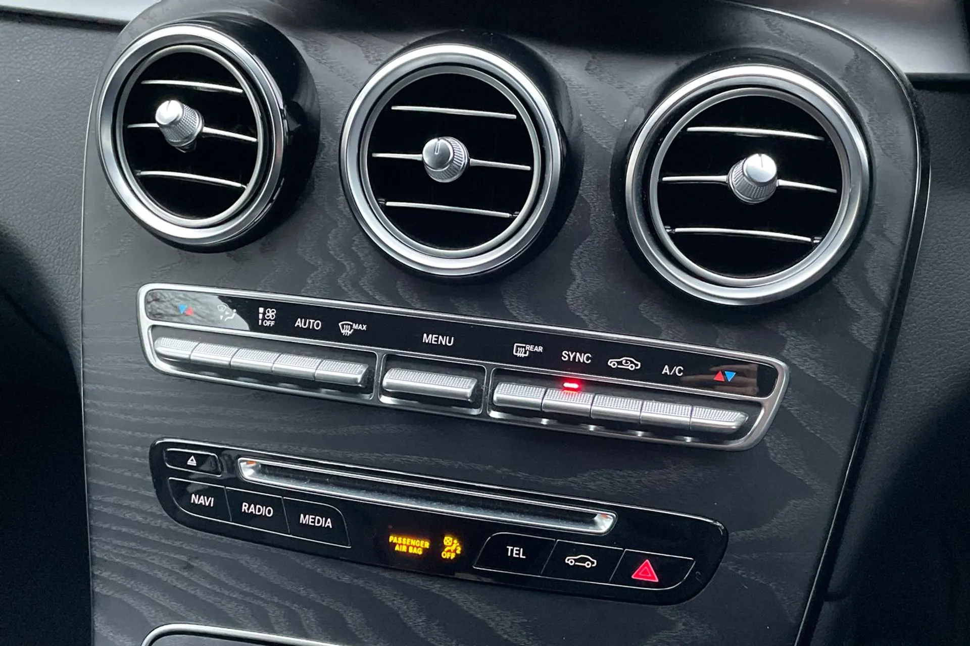 MERCEDES-BENZ GLC COUPE thumbnail image number 39