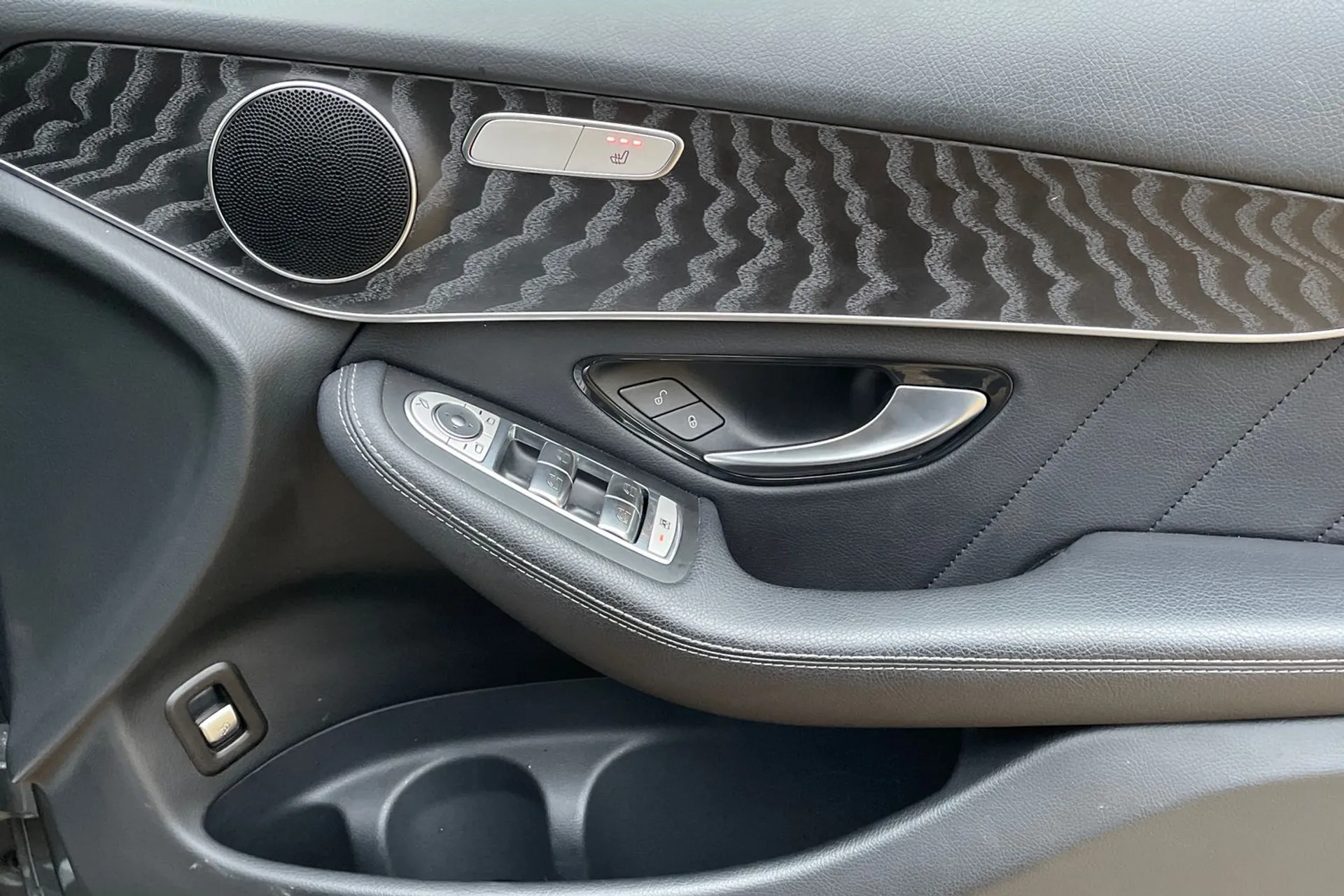 MERCEDES-BENZ GLC COUPE thumbnail image number 40