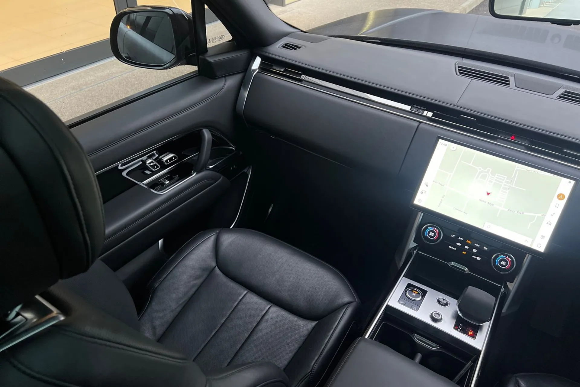 LAND ROVER RANGE ROVER thumbnail image number 27