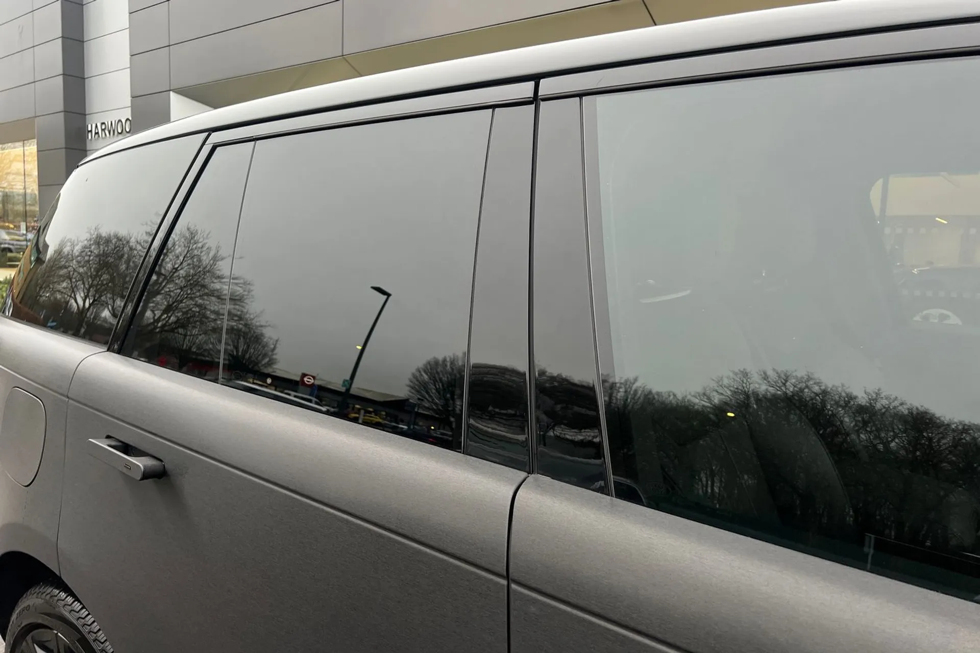 LAND ROVER RANGE ROVER thumbnail image number 21