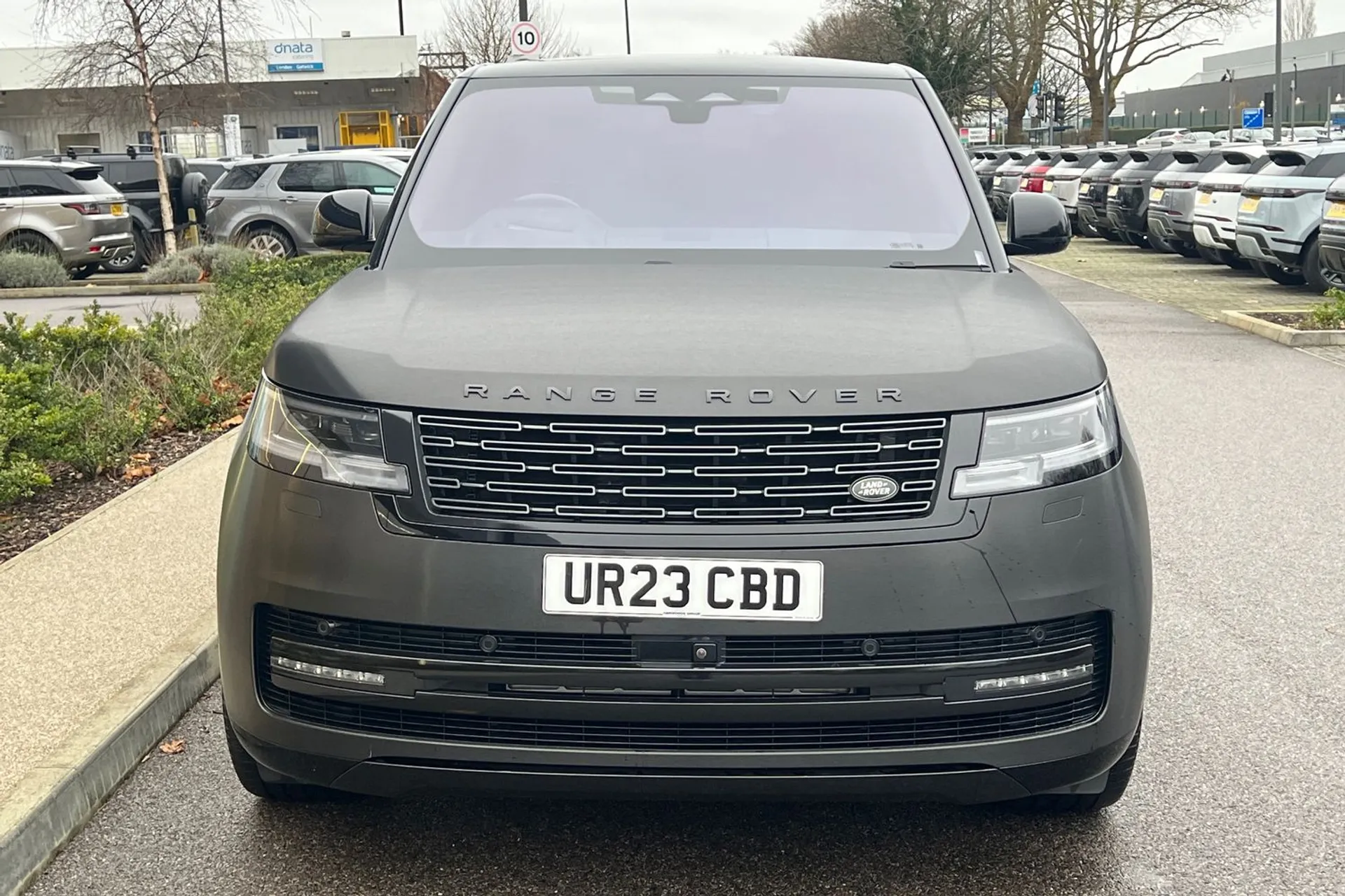 LAND ROVER RANGE ROVER thumbnail image number 18