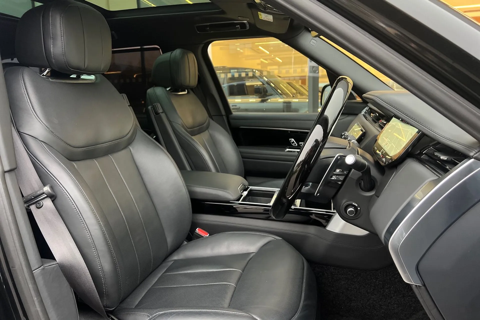 LAND ROVER RANGE ROVER thumbnail image number 39