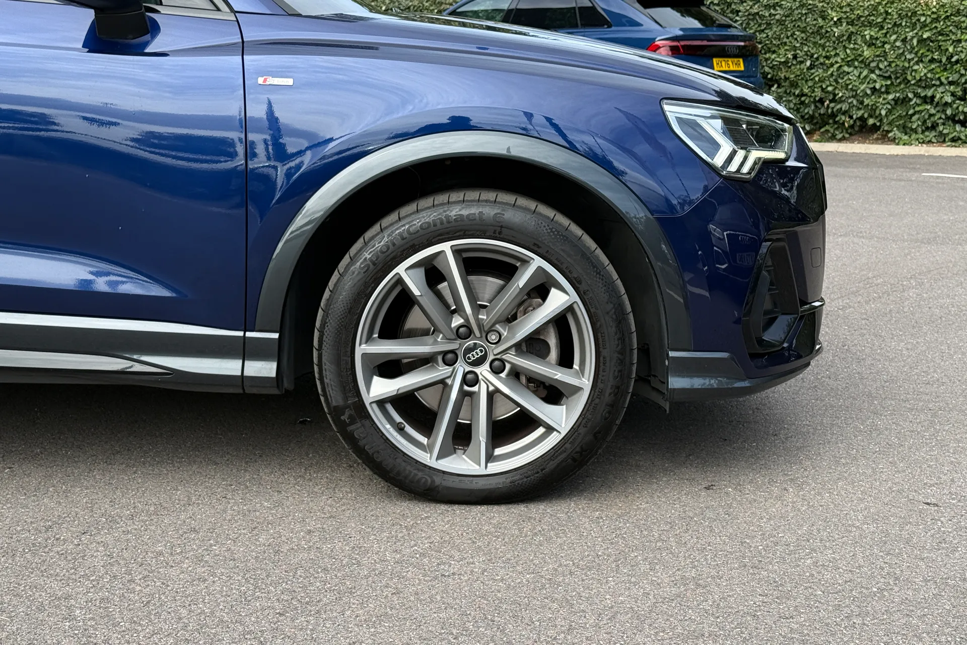 Audi Q3 thumbnail image number 29