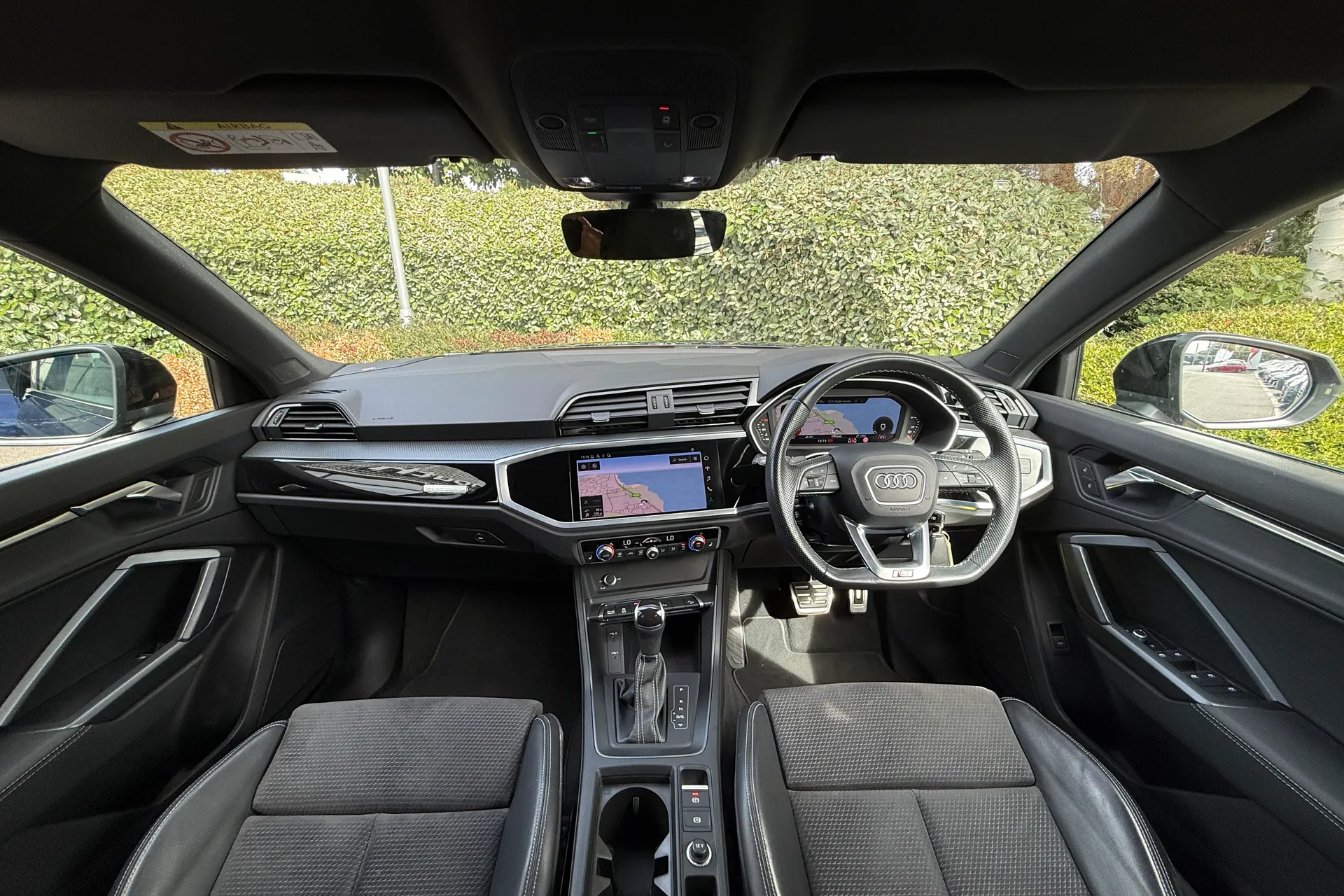 Audi Q3 thumbnail image number 5