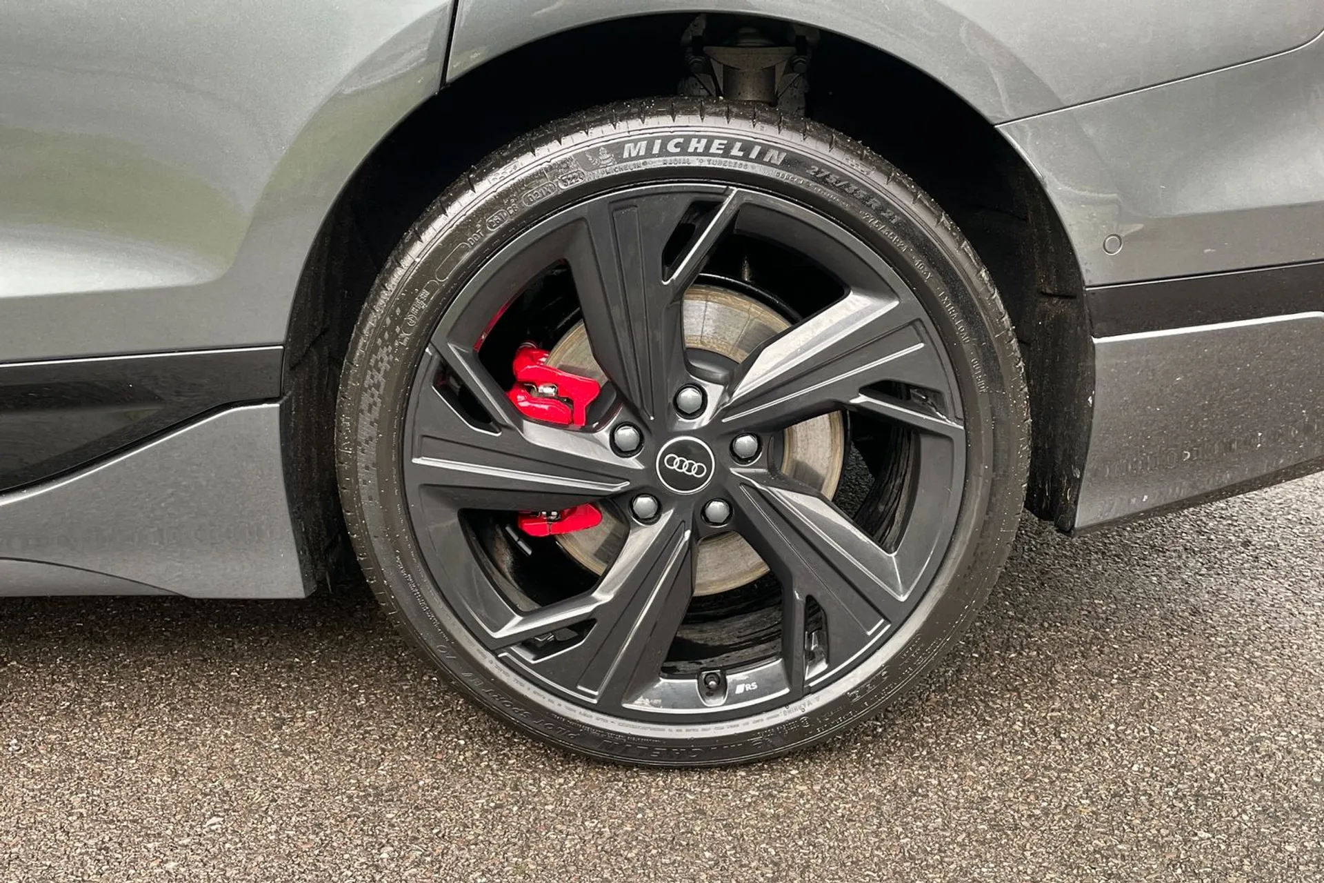 Audi A6 thumbnail image number 11