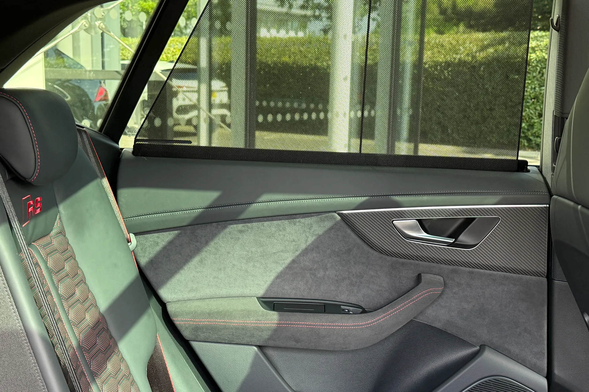 Audi RS Q8 thumbnail image number 56