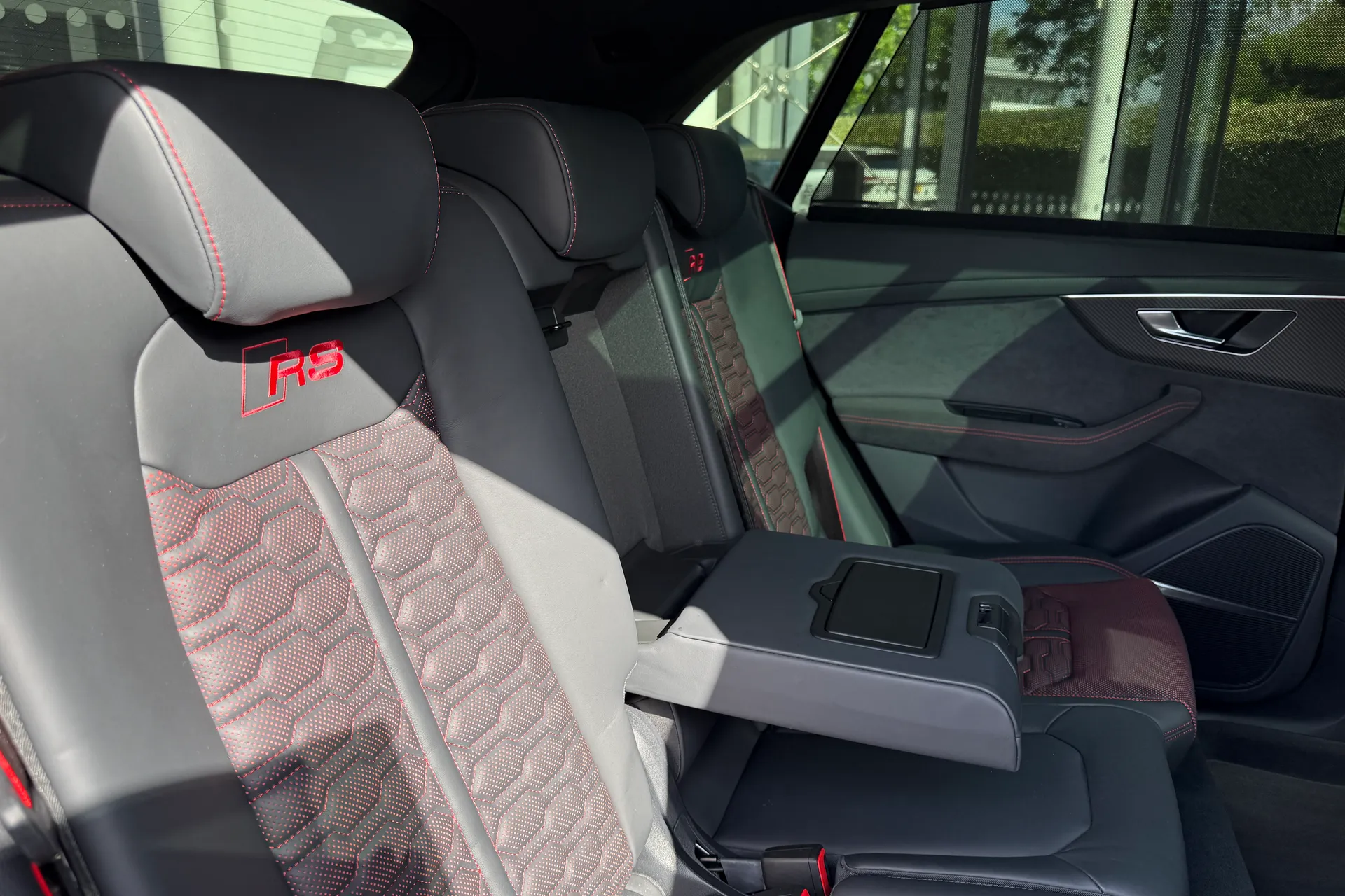 Audi RS Q8 thumbnail image number 55