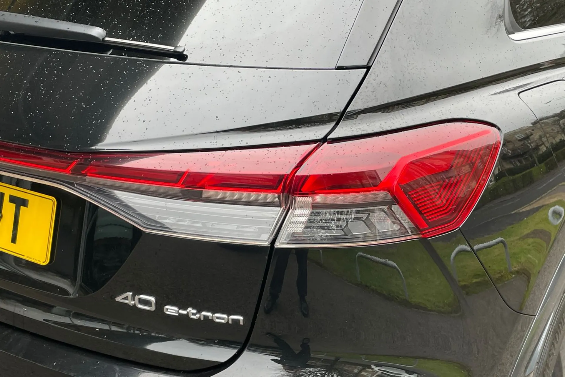 Audi Q4 thumbnail image number 22