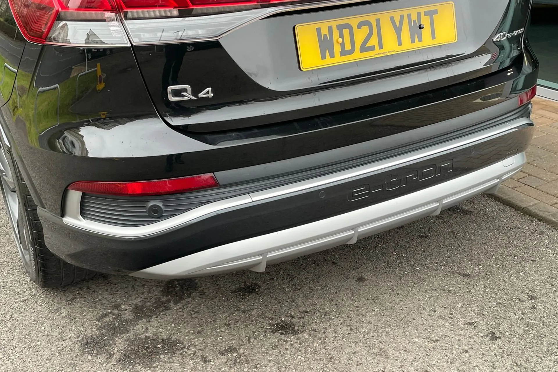 Audi Q4 thumbnail image number 17