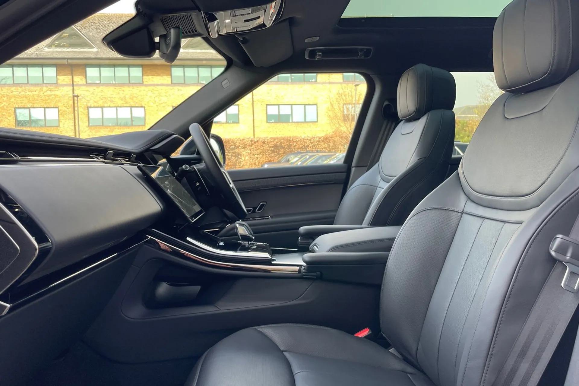 LAND ROVER RANGE ROVER SPORT thumbnail image number 42