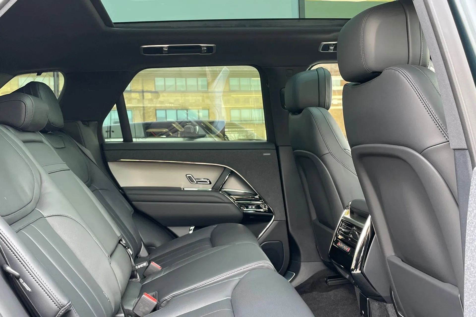 LAND ROVER RANGE ROVER SPORT thumbnail image number 34