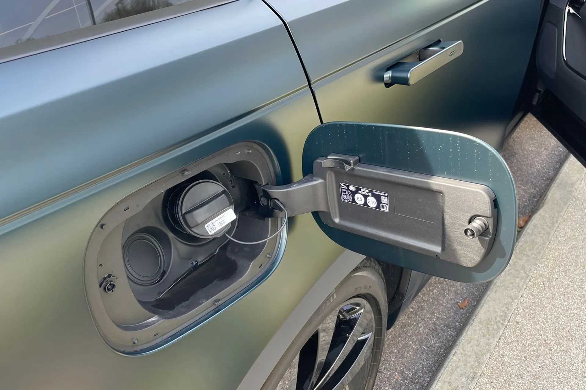 LAND ROVER RANGE ROVER SPORT thumbnail image number 23