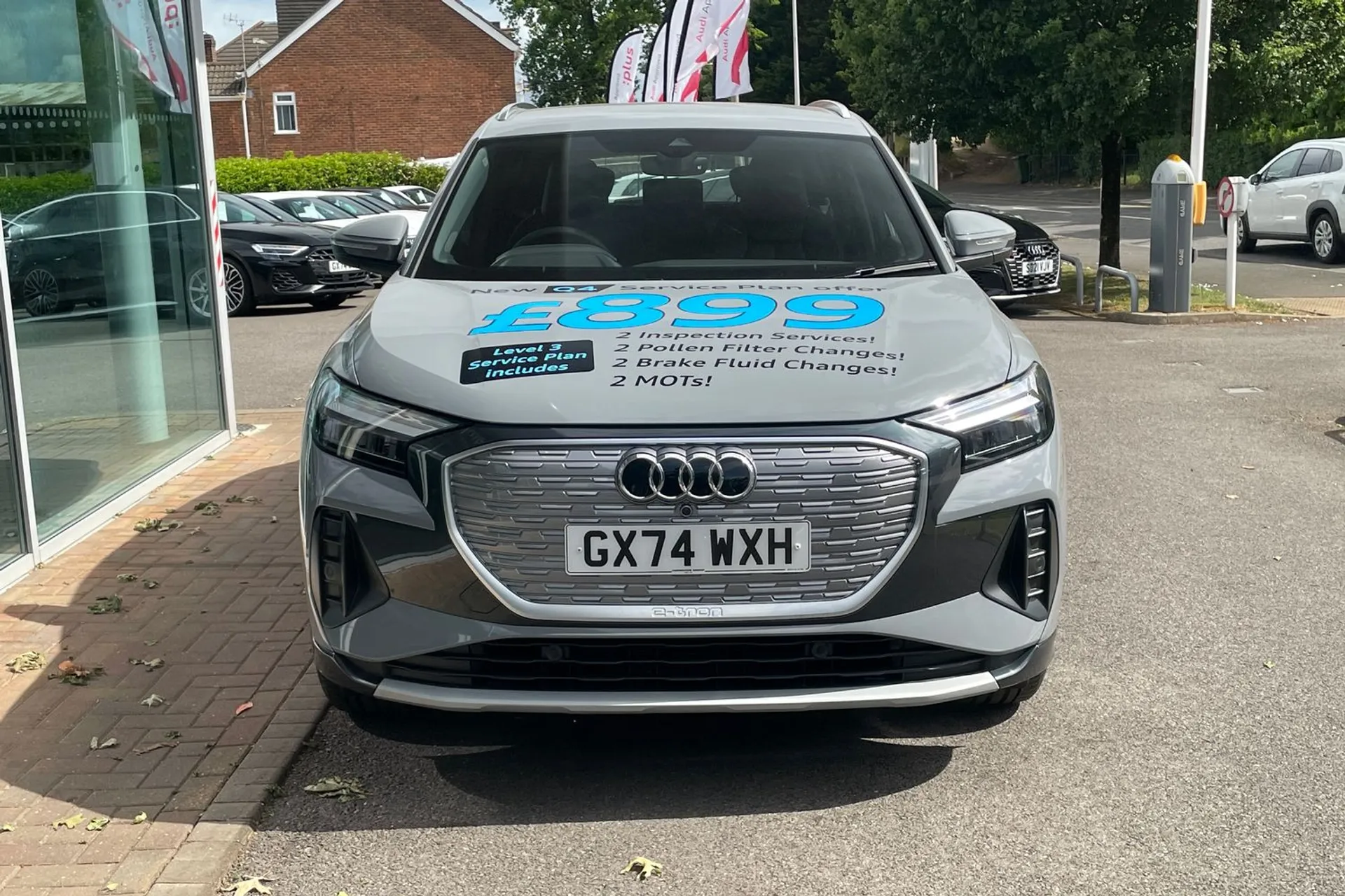 Audi Q4 thumbnail image number 10