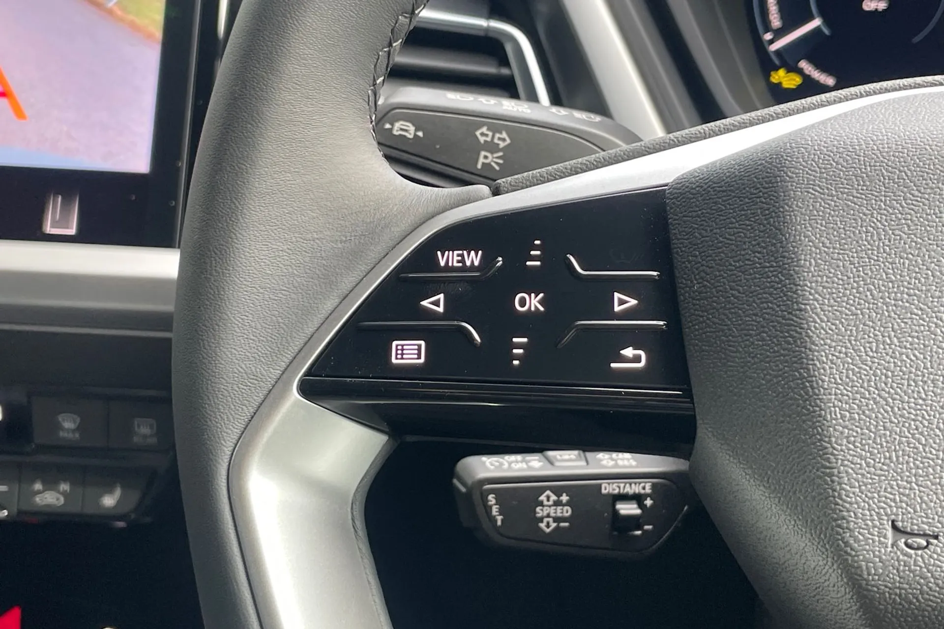 Audi Q4 thumbnail image number 57