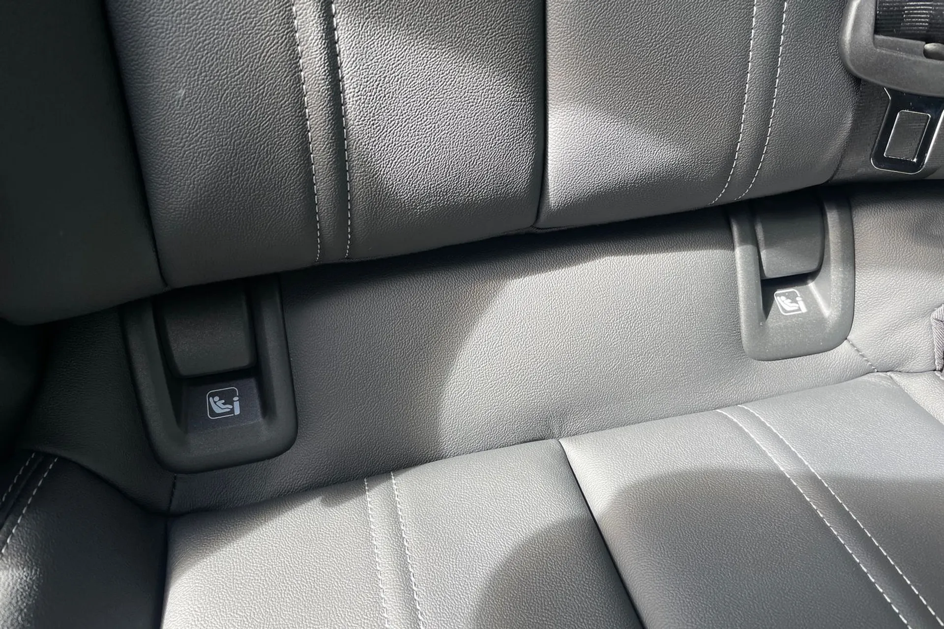 Audi Q4 thumbnail image number 23
