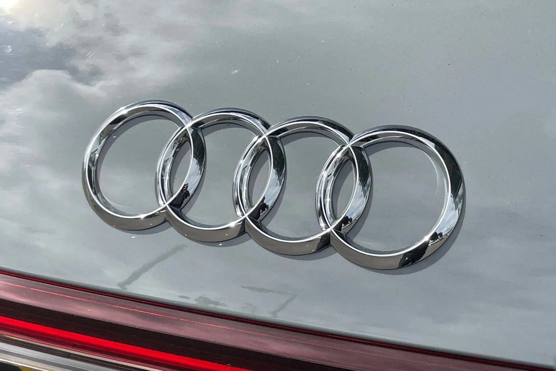 Audi Q4 thumbnail image number 50