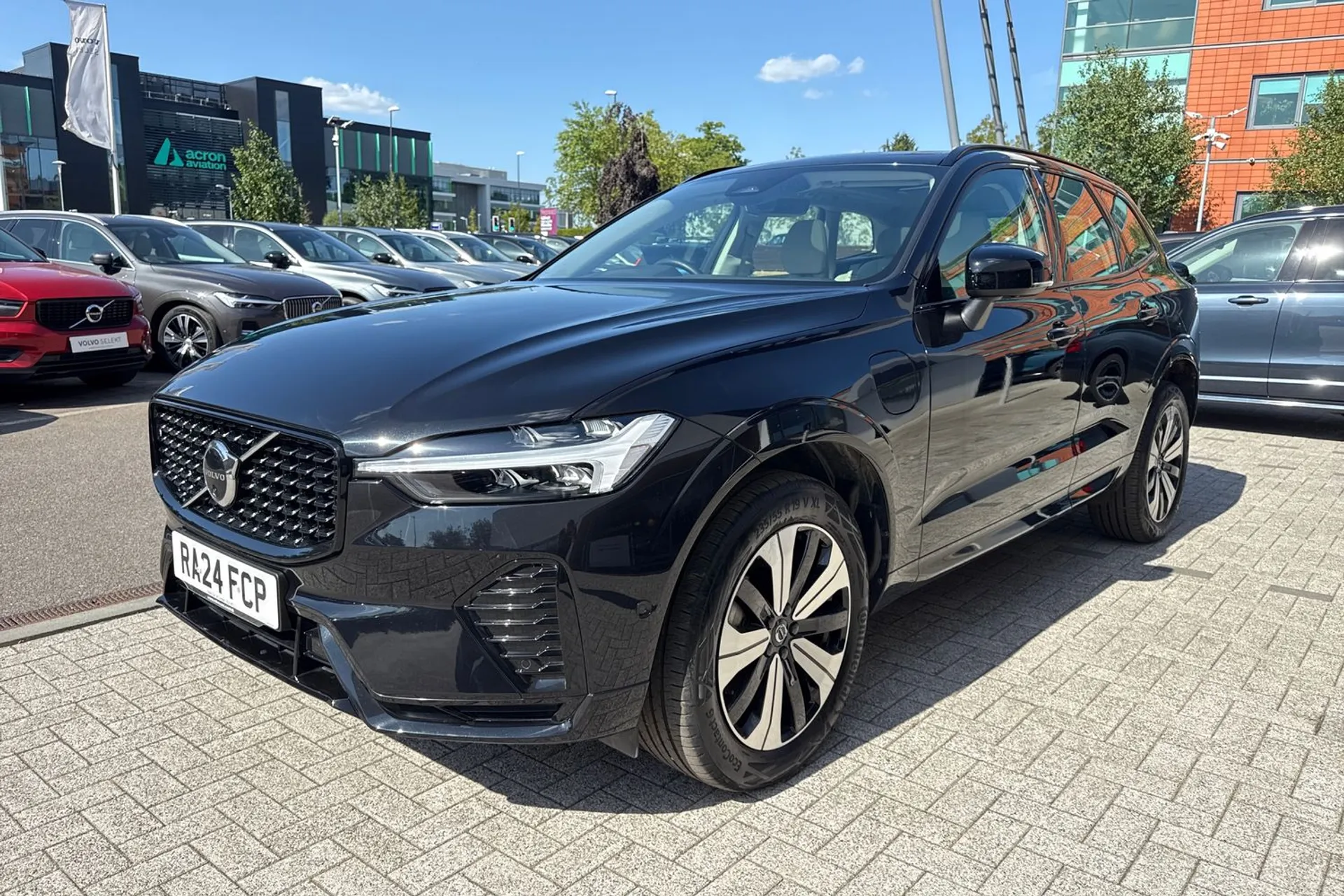 Volvo XC60 thumbnail image number 11