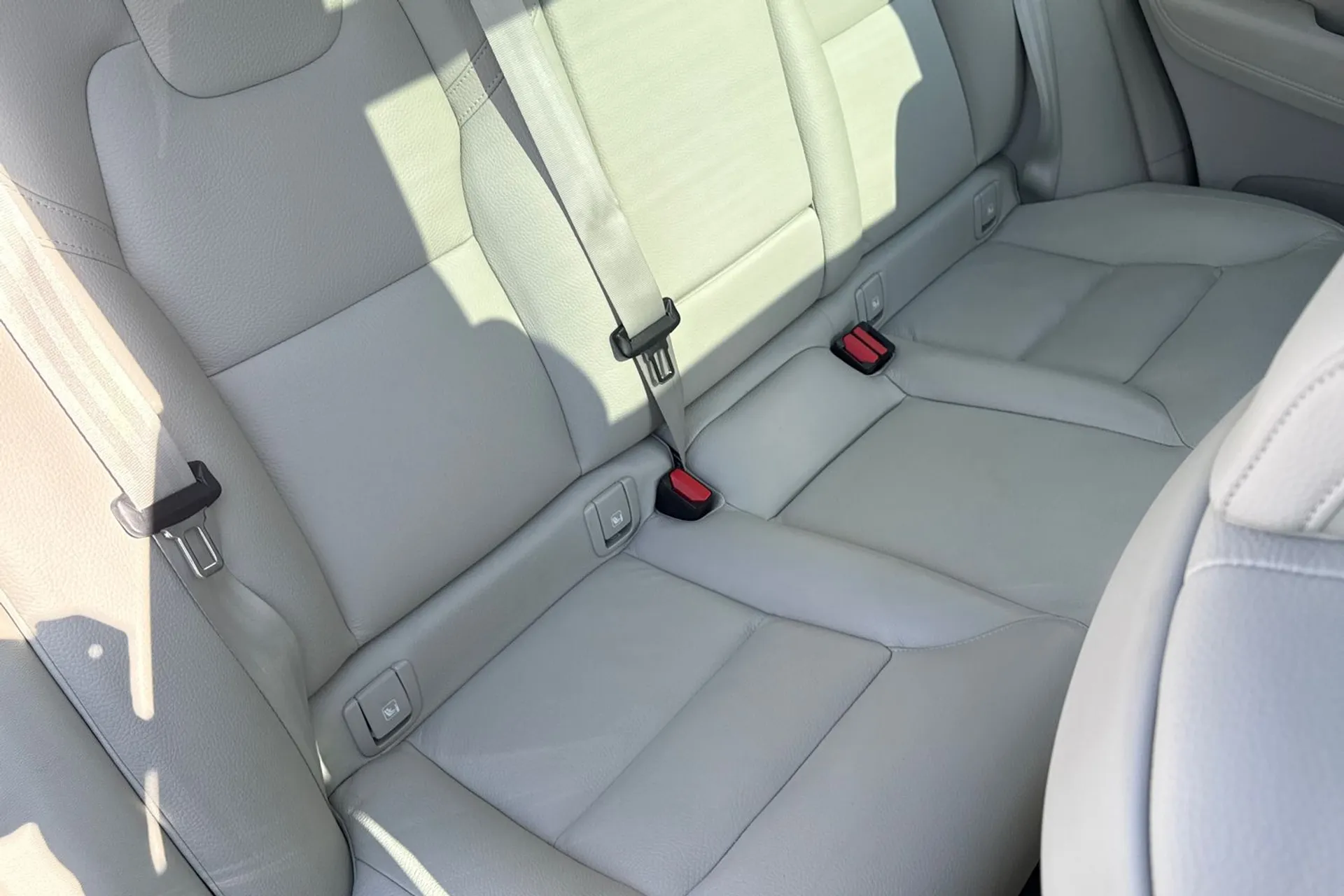 Volvo XC60 thumbnail image number 24