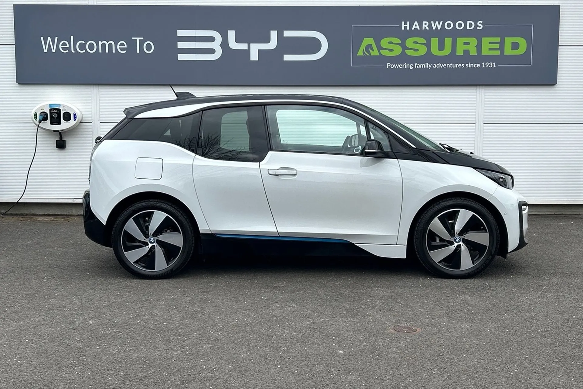 BMW I3 thumbnail image number 2