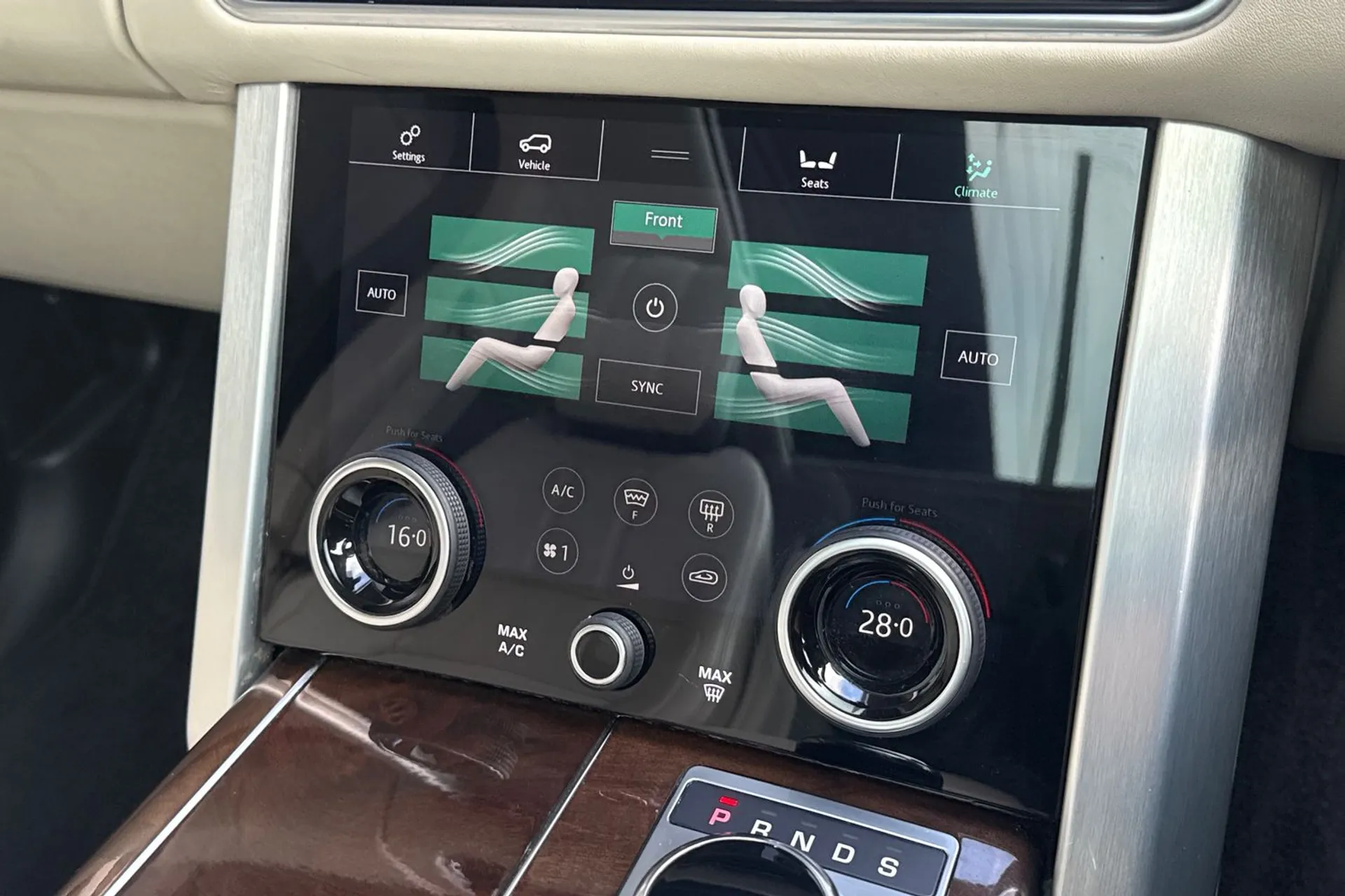 LAND ROVER RANGE ROVER thumbnail image number 55