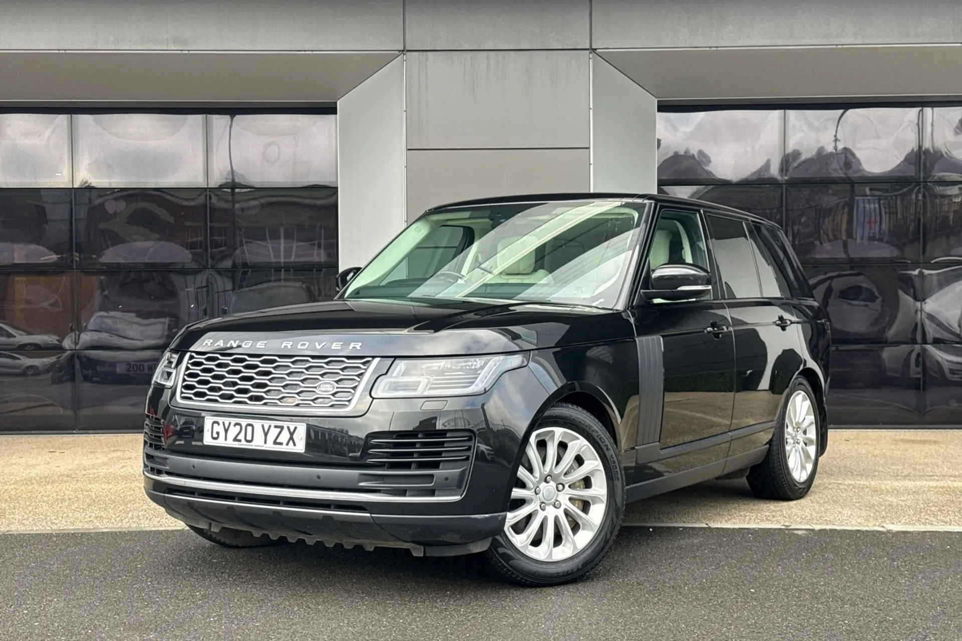 LAND ROVER RANGE ROVER thumbnail image number 7