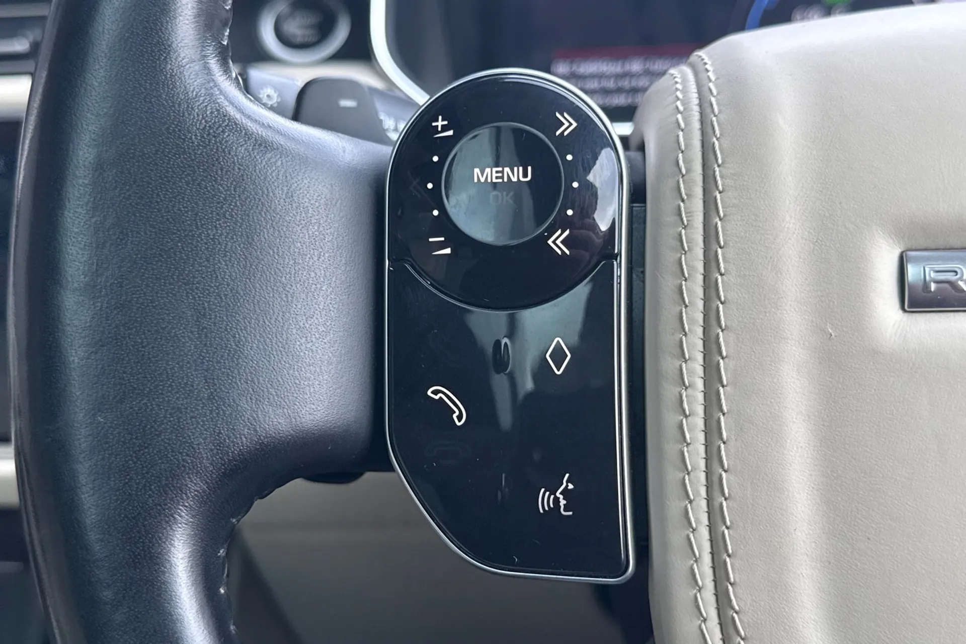 LAND ROVER RANGE ROVER thumbnail image number 31