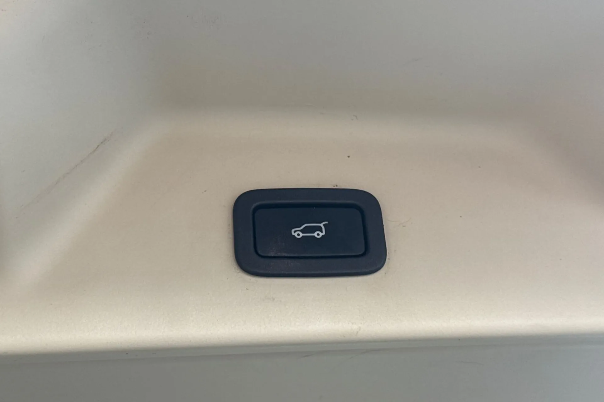 LAND ROVER RANGE ROVER thumbnail image number 45