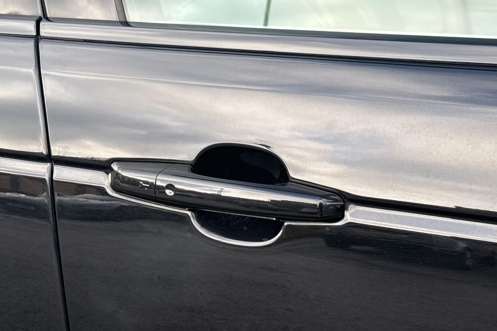 LAND ROVER RANGE ROVER thumbnail image number 34