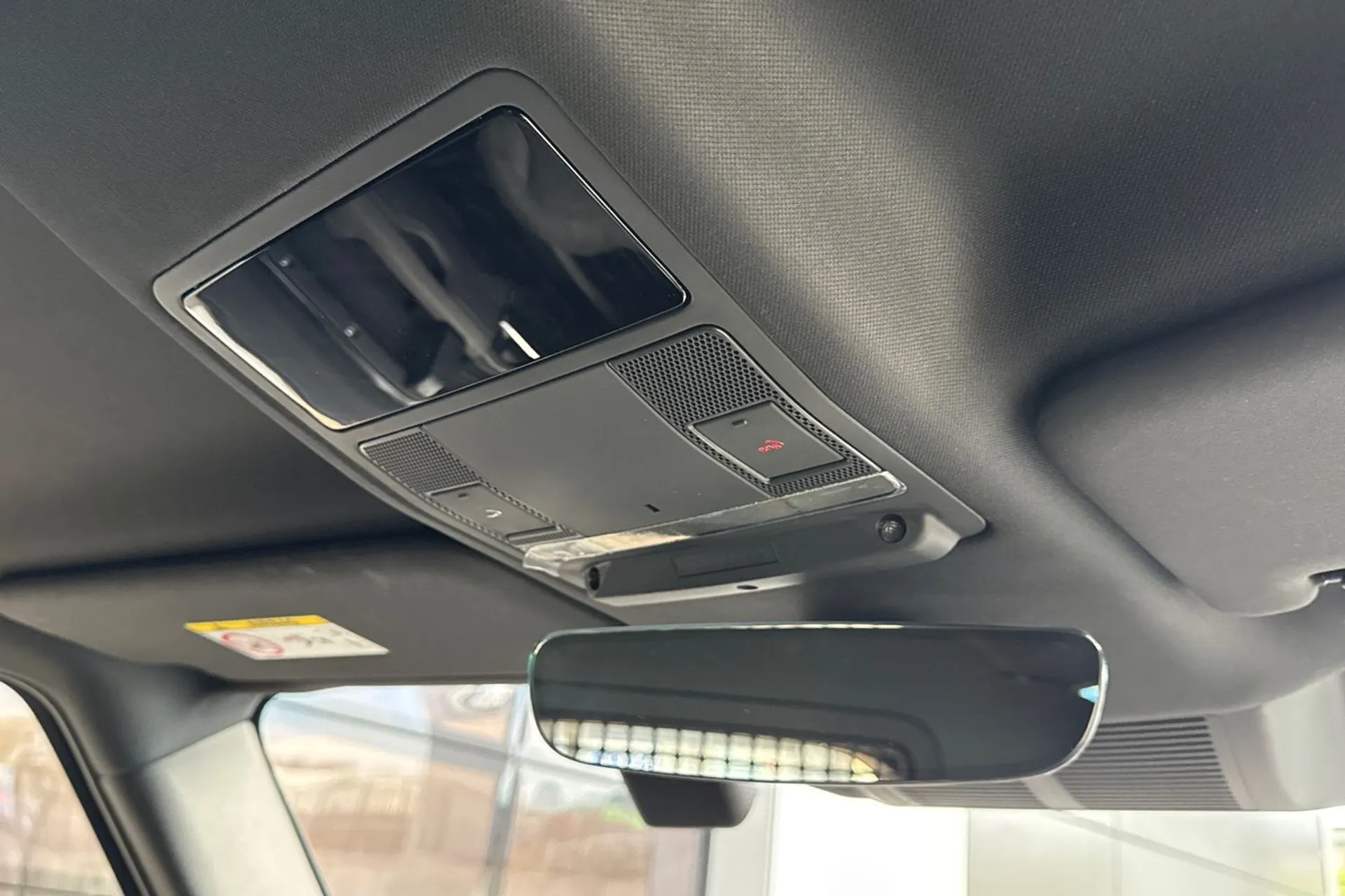 LAND ROVER DEFENDER thumbnail image number 44