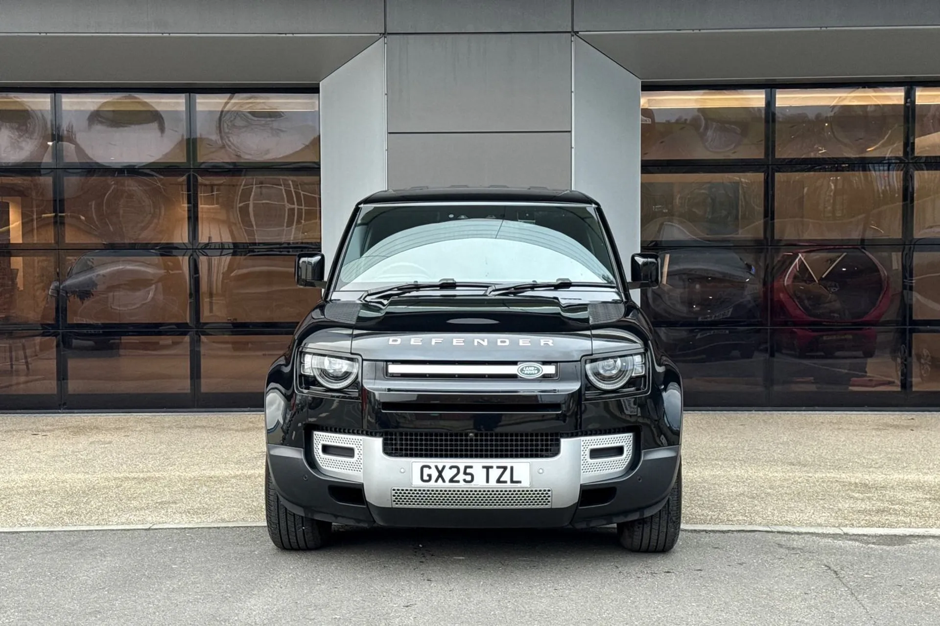 LAND ROVER DEFENDER thumbnail image number 15