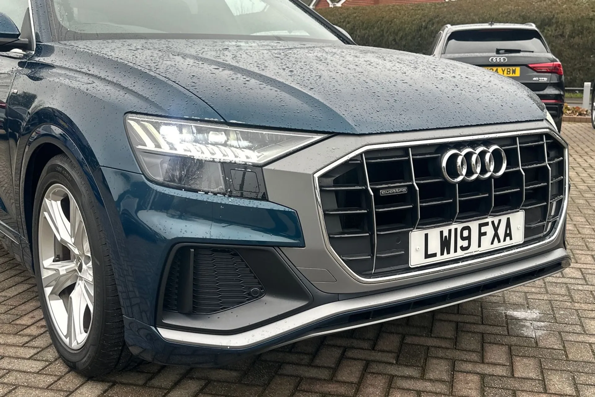 Audi Q8 thumbnail image number 45
