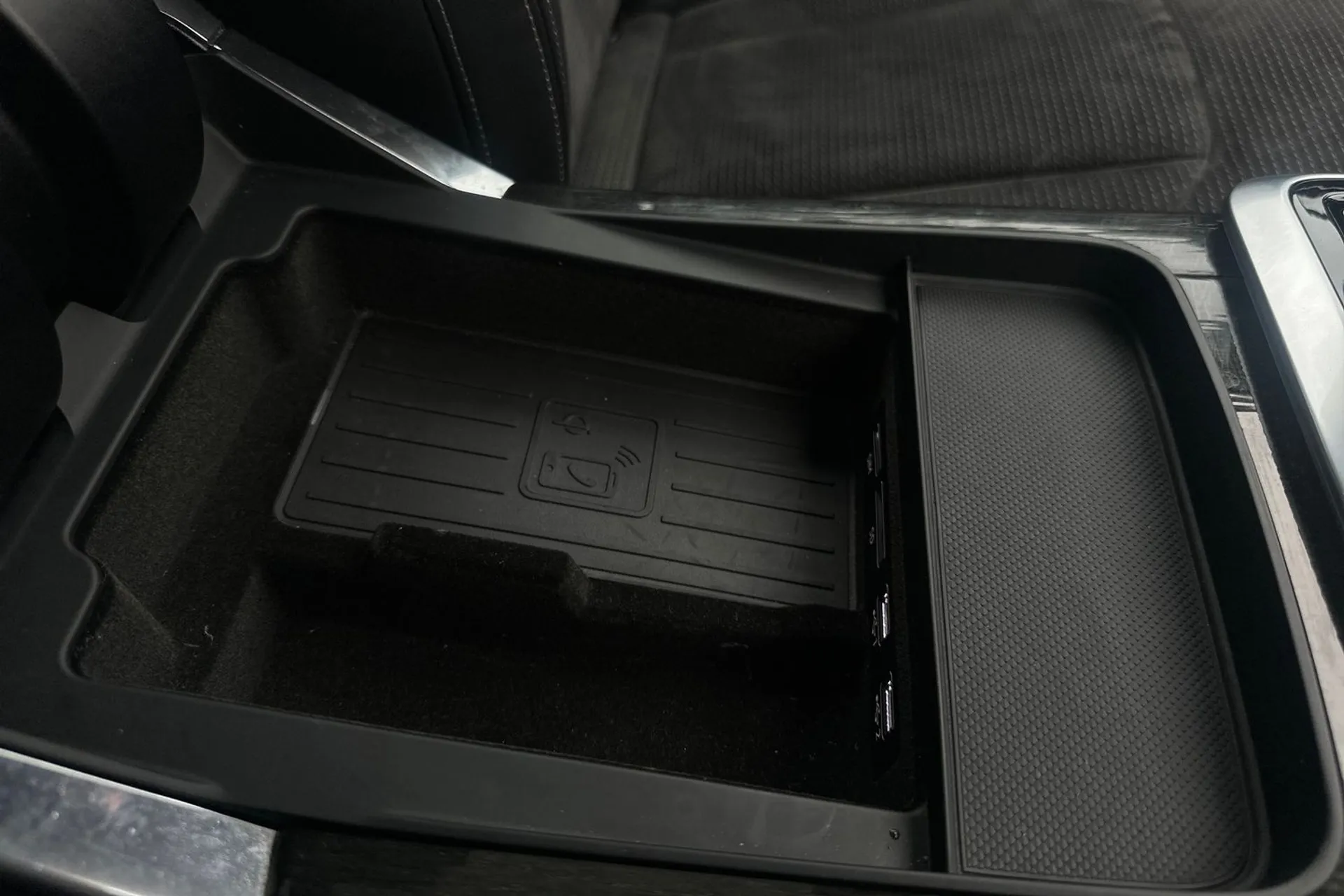 Audi Q8 thumbnail image number 13