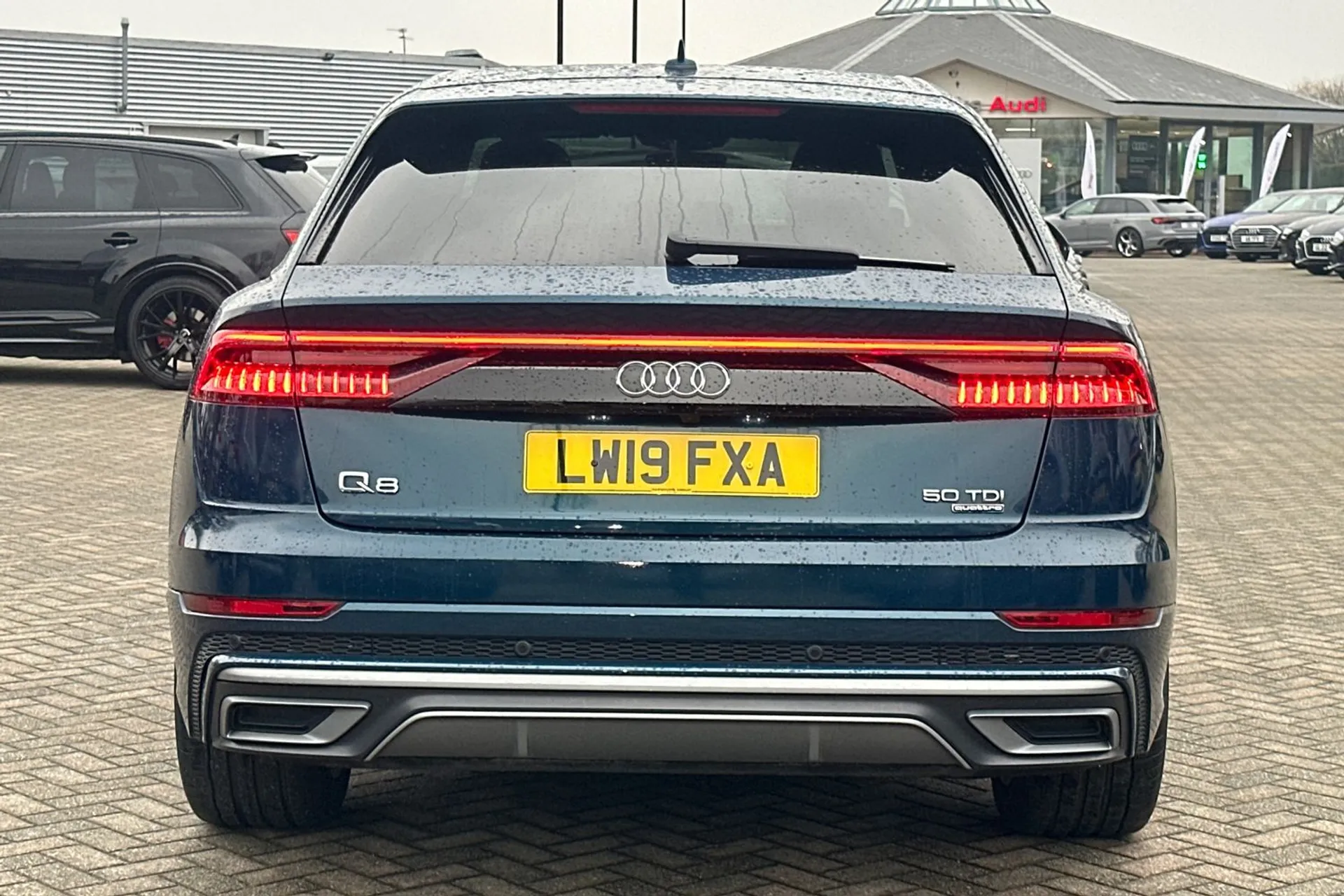 Audi Q8 thumbnail image number 7