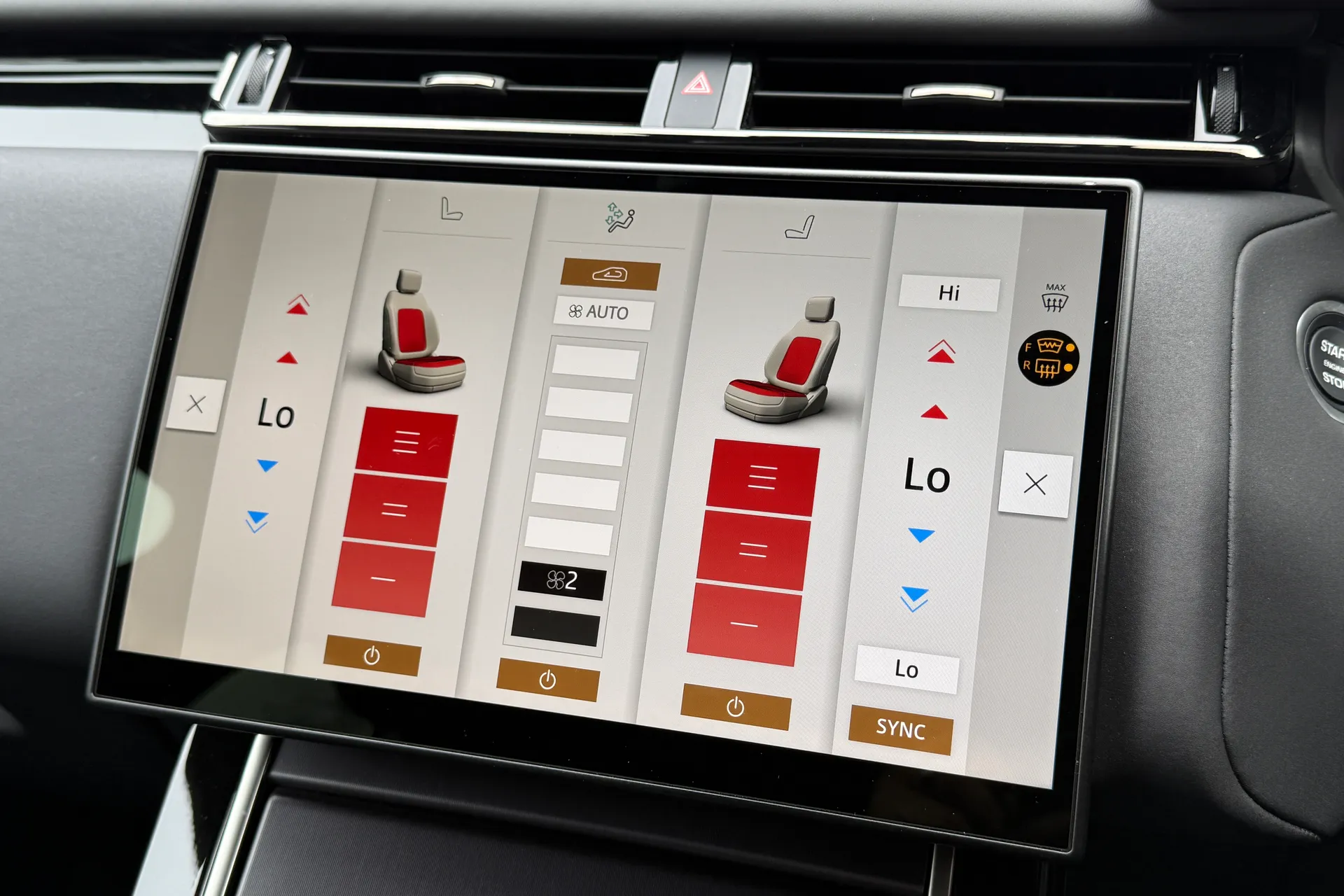 LAND ROVER RANGE ROVER VELAR thumbnail image number 30