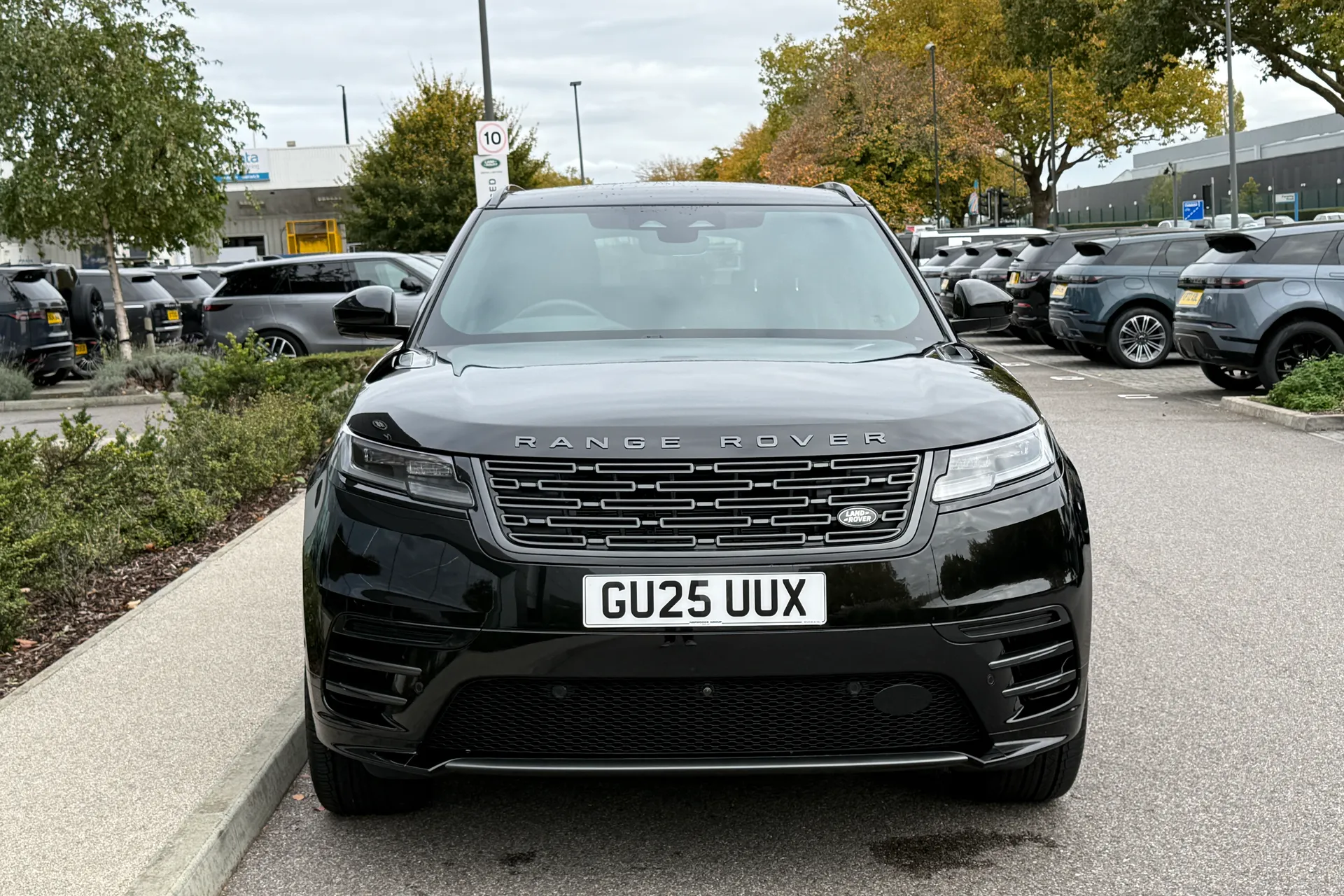 LAND ROVER RANGE ROVER VELAR thumbnail image number 20