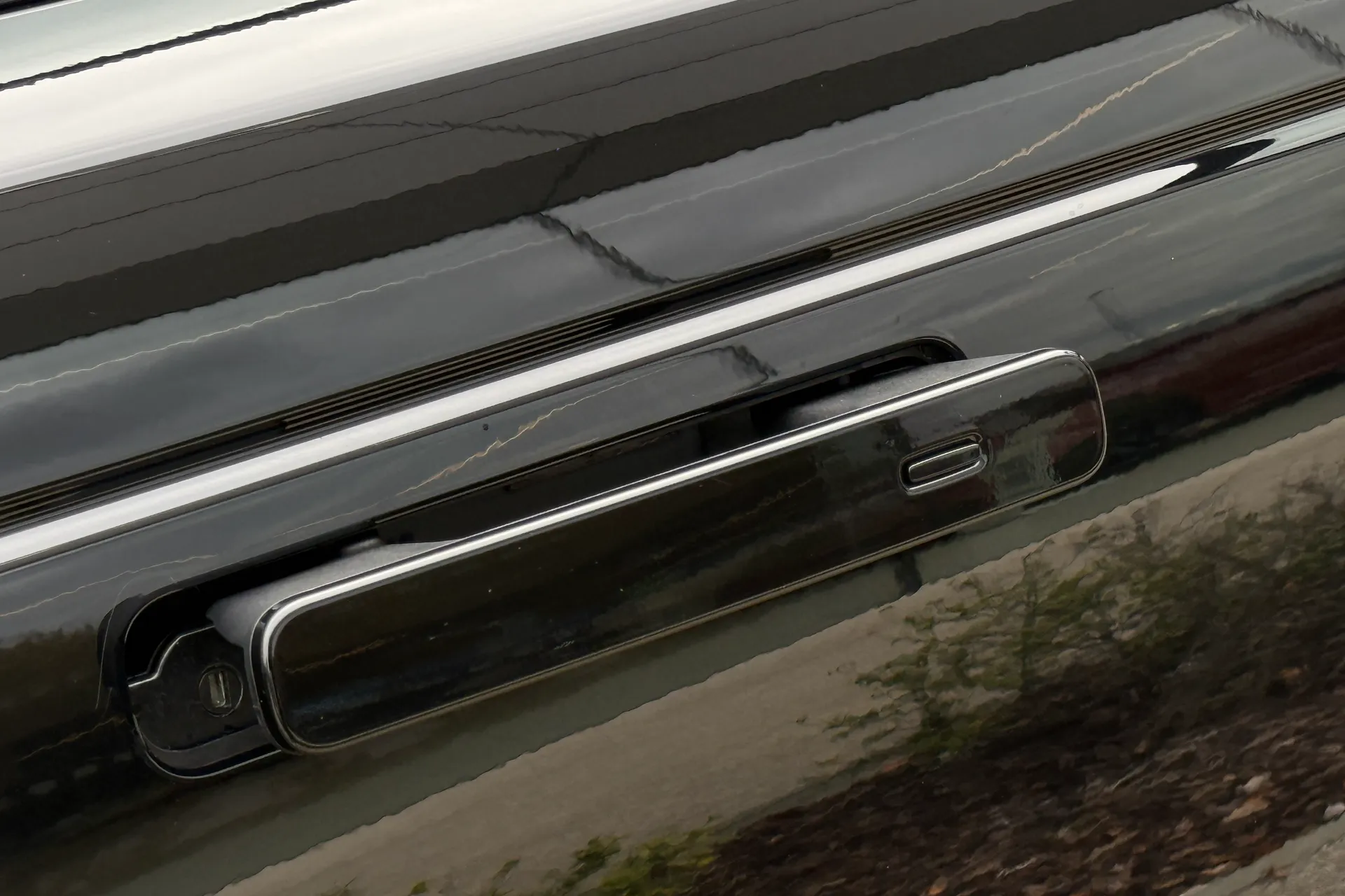 LAND ROVER RANGE ROVER VELAR thumbnail image number 36