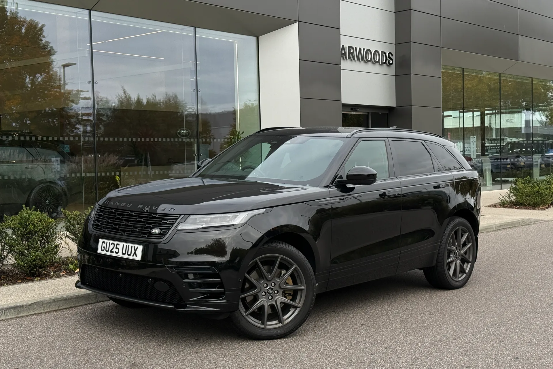 LAND ROVER RANGE ROVER VELAR thumbnail image number 19