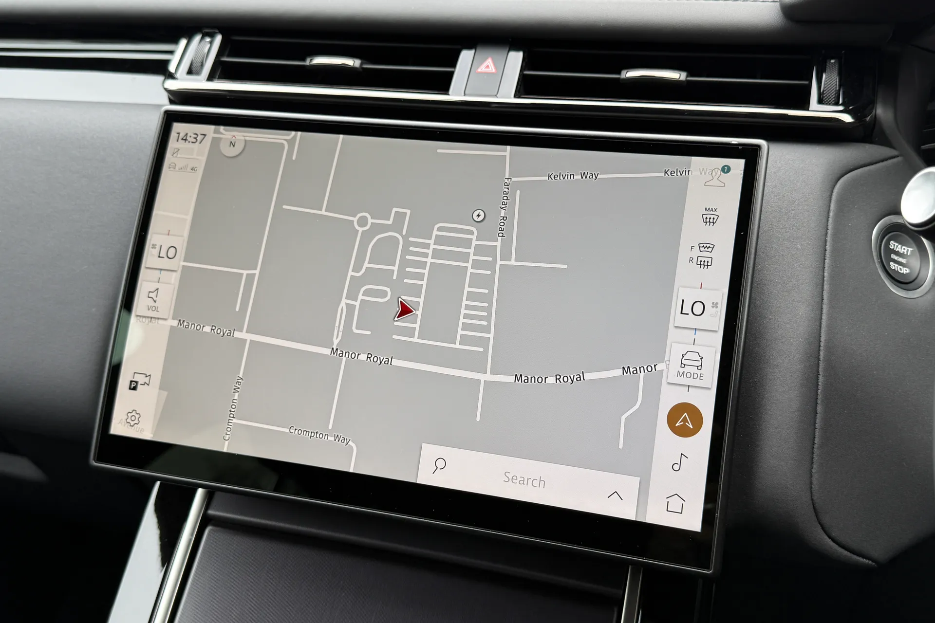 LAND ROVER RANGE ROVER VELAR thumbnail image number 6