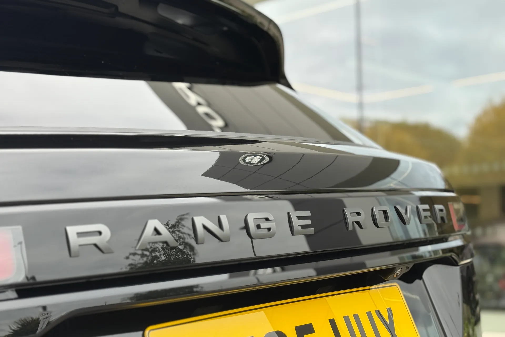 LAND ROVER RANGE ROVER VELAR thumbnail image number 18