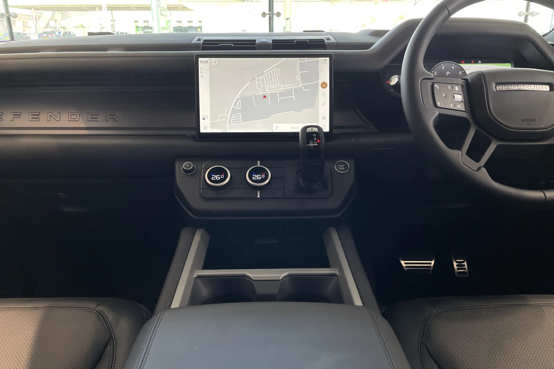 LAND ROVER Defender 110 thumbnail image number 31