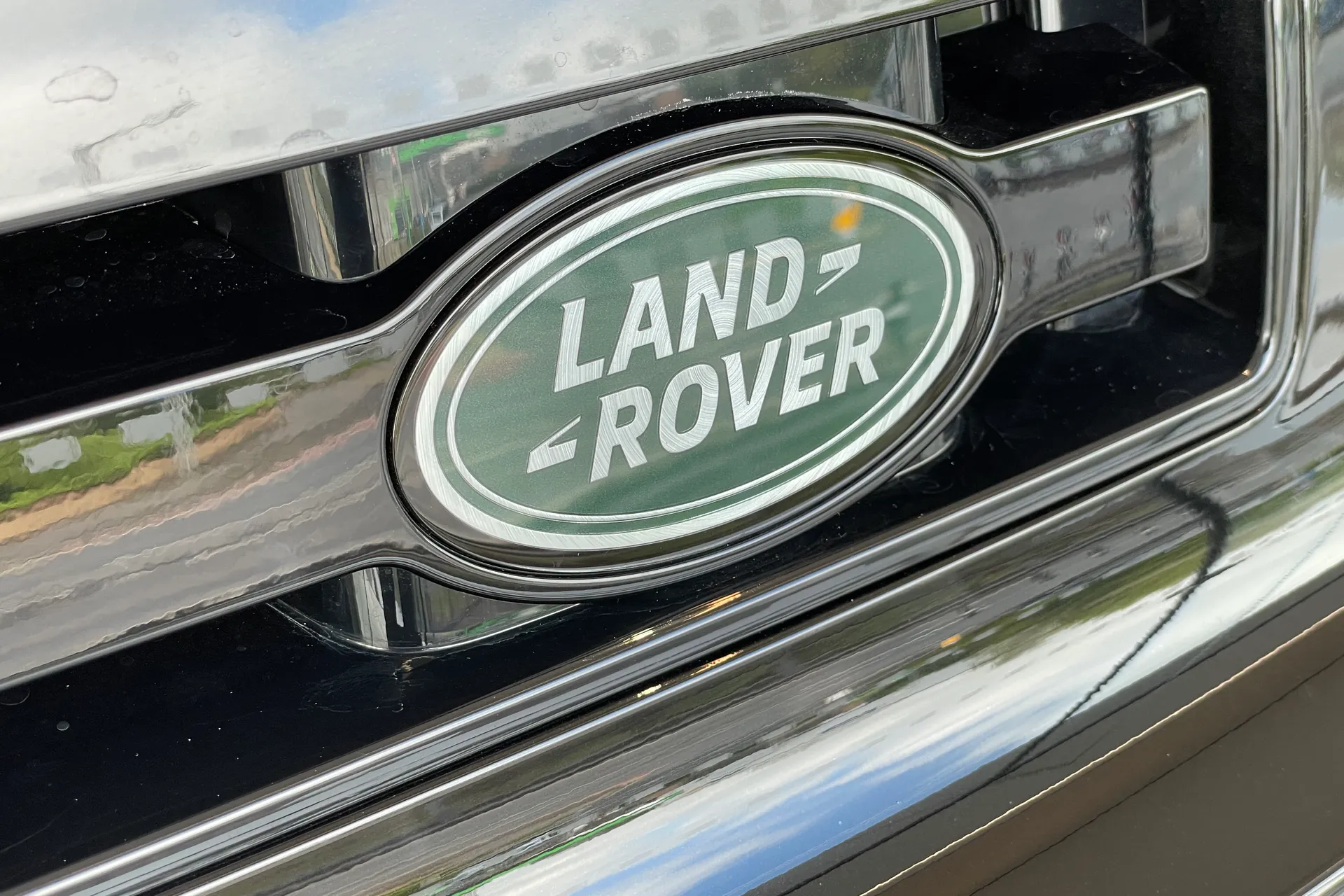 LAND ROVER Defender 110 thumbnail image number 12