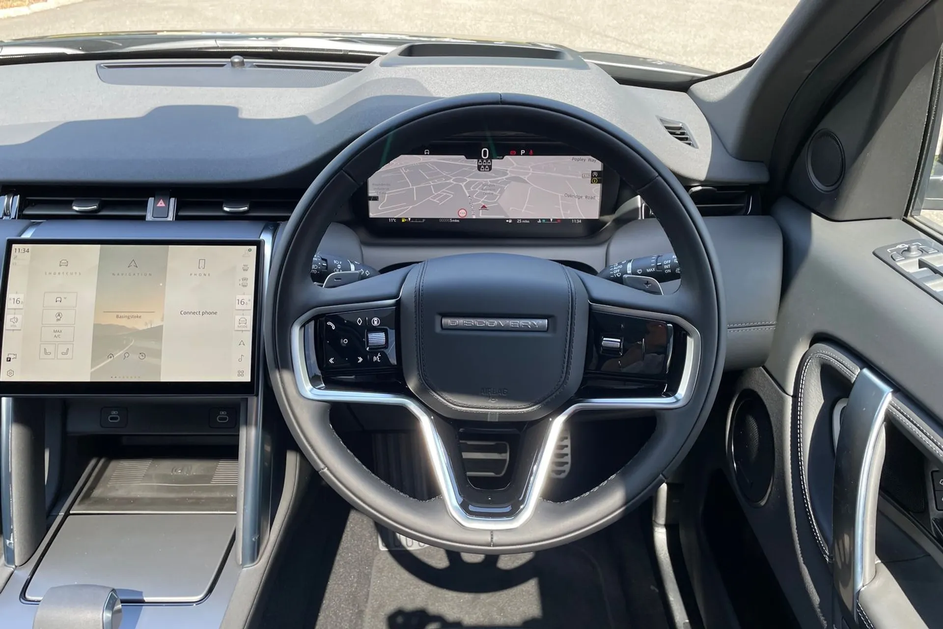 LAND ROVER DISCOVERY SPORT thumbnail image number 12