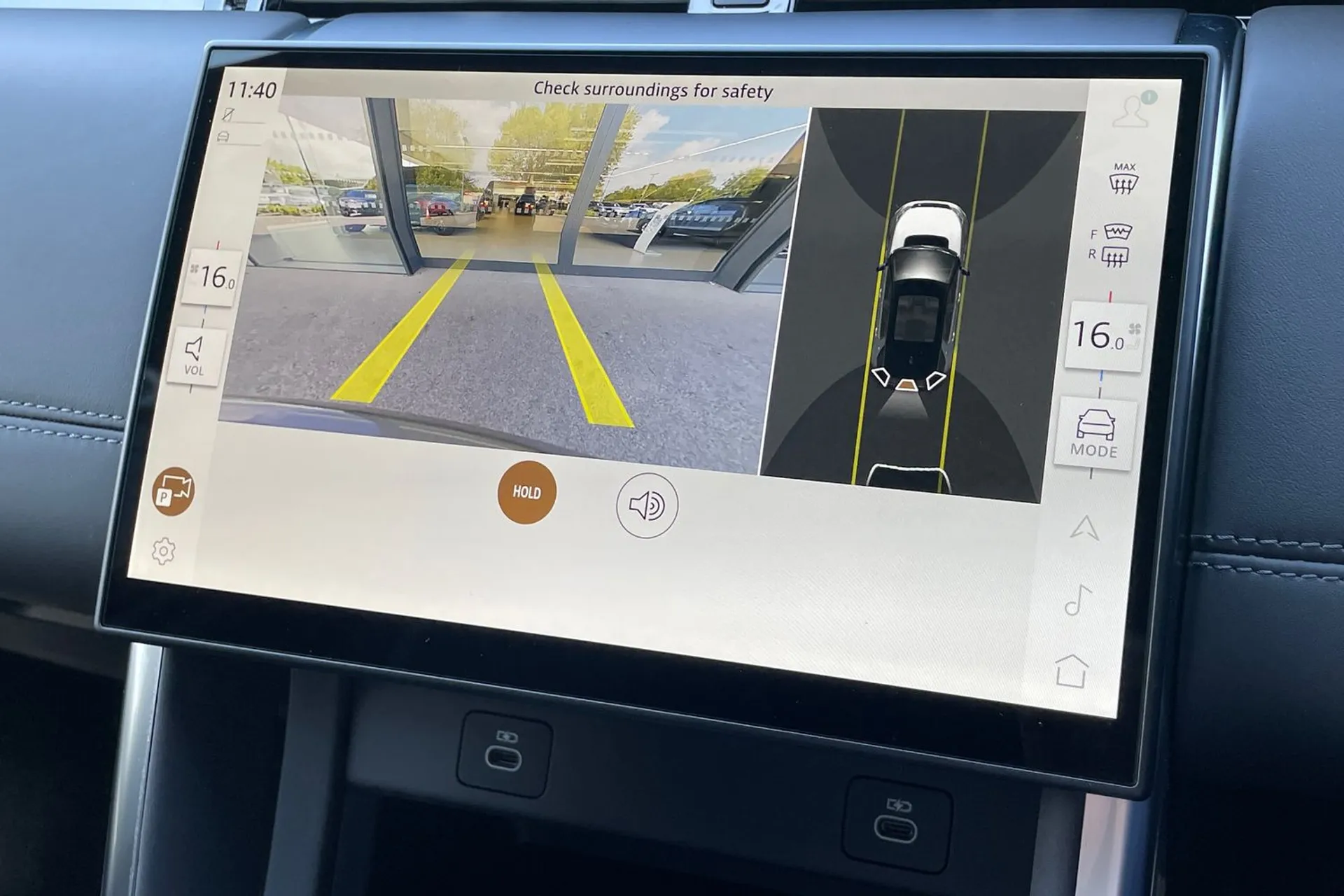 LAND ROVER DISCOVERY SPORT thumbnail image number 4