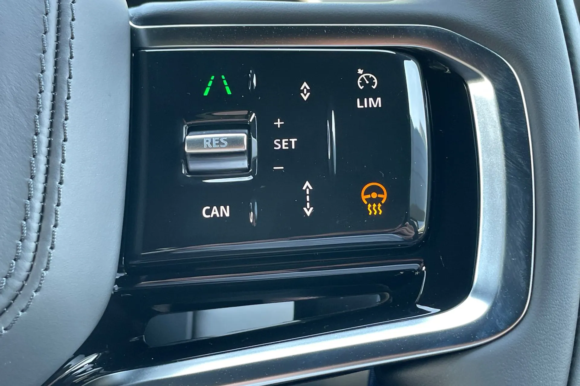 LAND ROVER DISCOVERY SPORT thumbnail image number 29